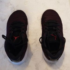 Air Jordan Toddler Boy Sneakers (size 9)